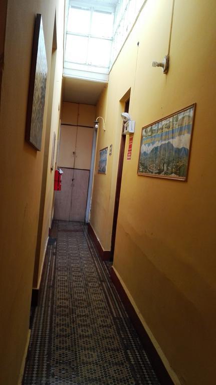 Friends House Bed & Breakfast Lima Luaran gambar
