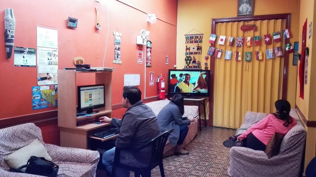 Friends House Bed & Breakfast Lima Luaran gambar