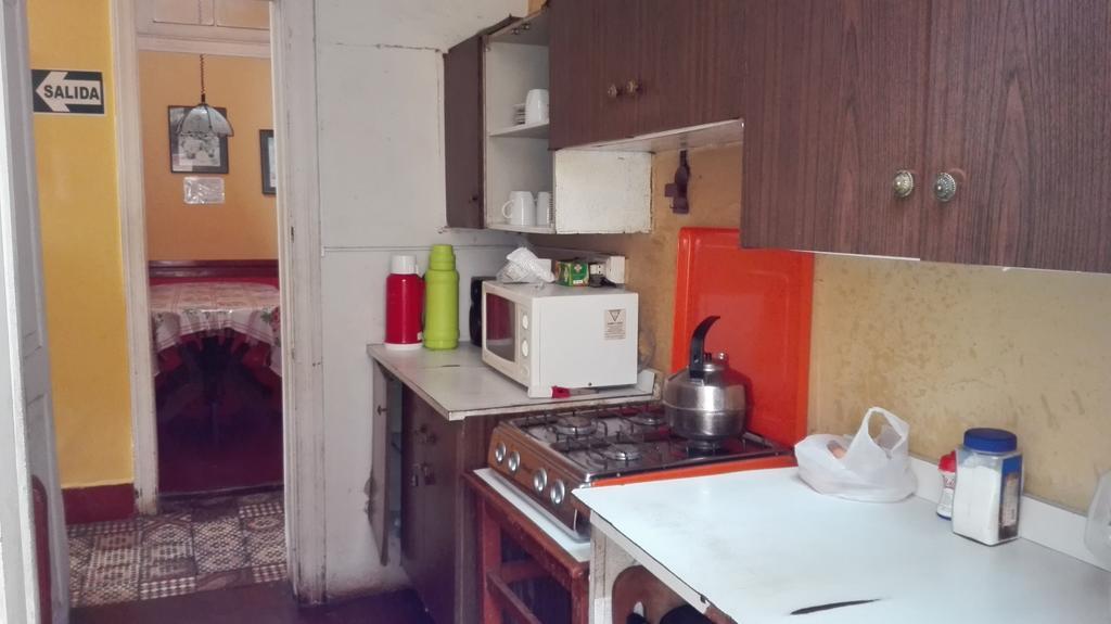 Friends House Bed & Breakfast Lima Luaran gambar