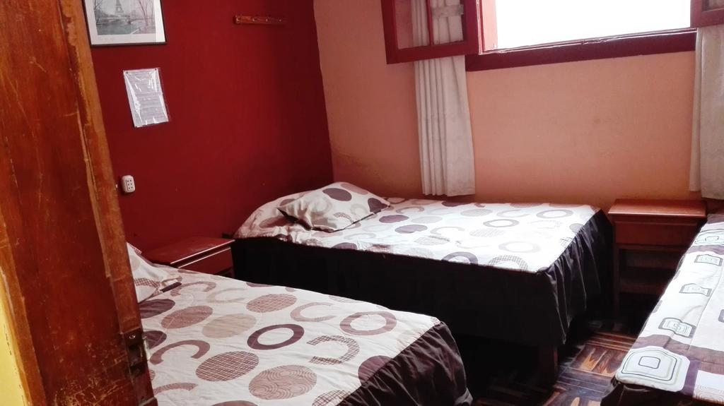 Friends House Bed & Breakfast Lima Luaran gambar